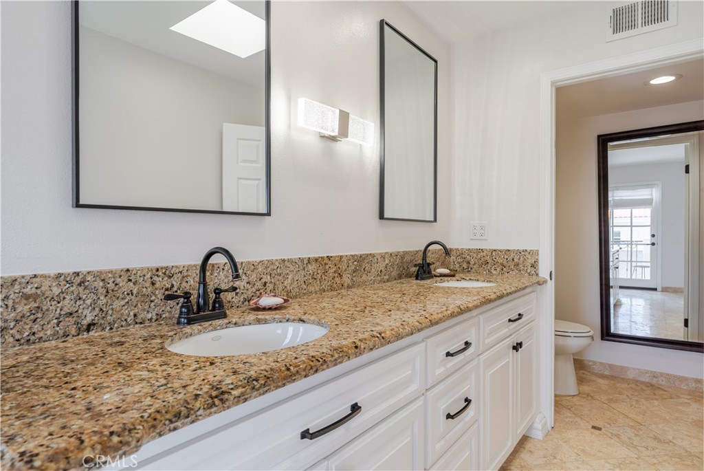 210 S Prospect Avenue 2