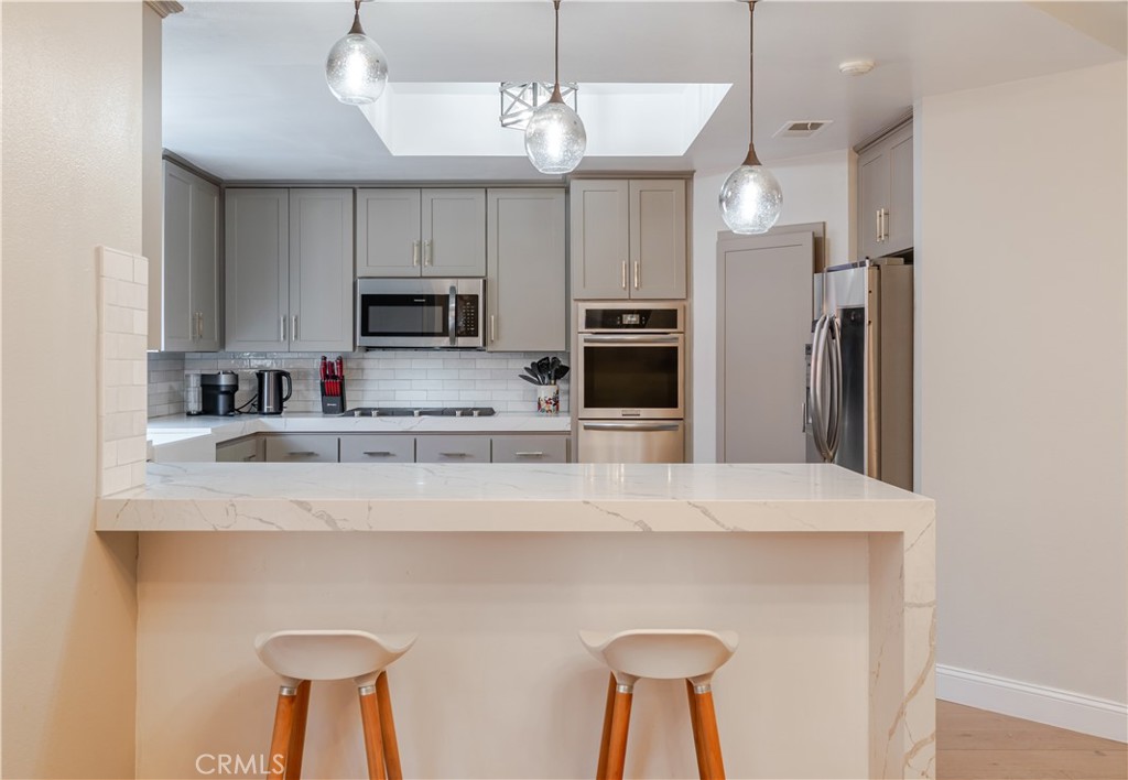 210 S Prospect Avenue 2