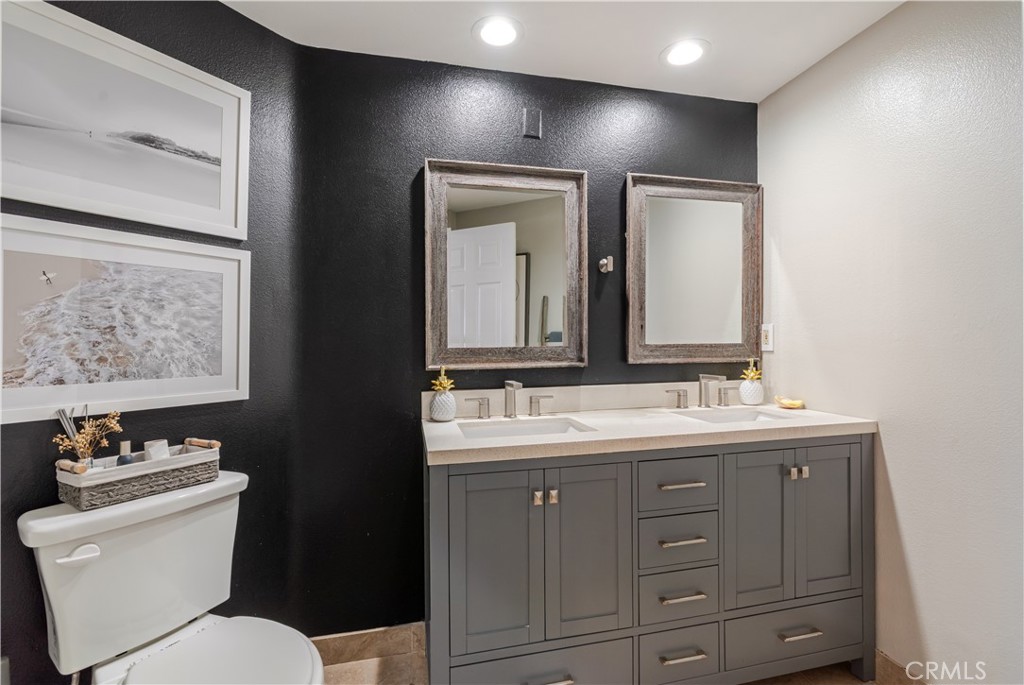 210 S Prospect Avenue 2