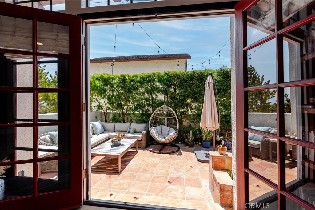 210 S Prospect Avenue 2