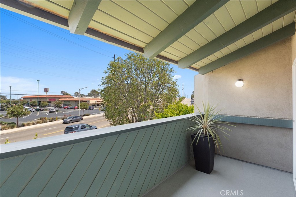 1112 Beryl Street 8