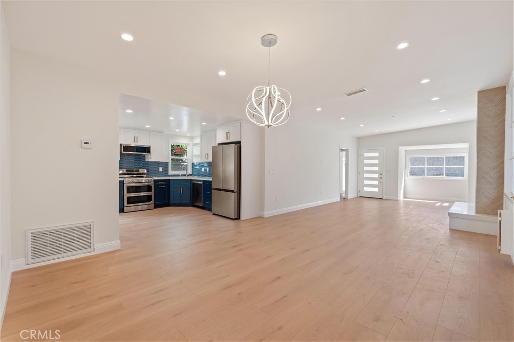 869 10th Street