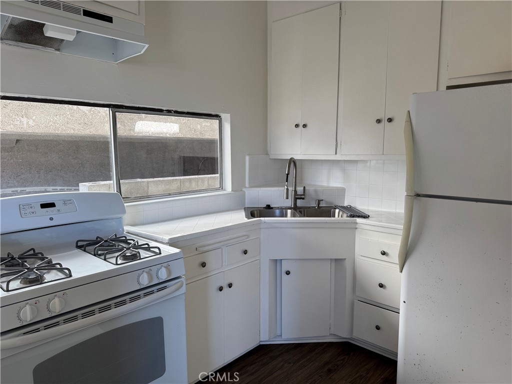 440 Rosecrans Avenue A