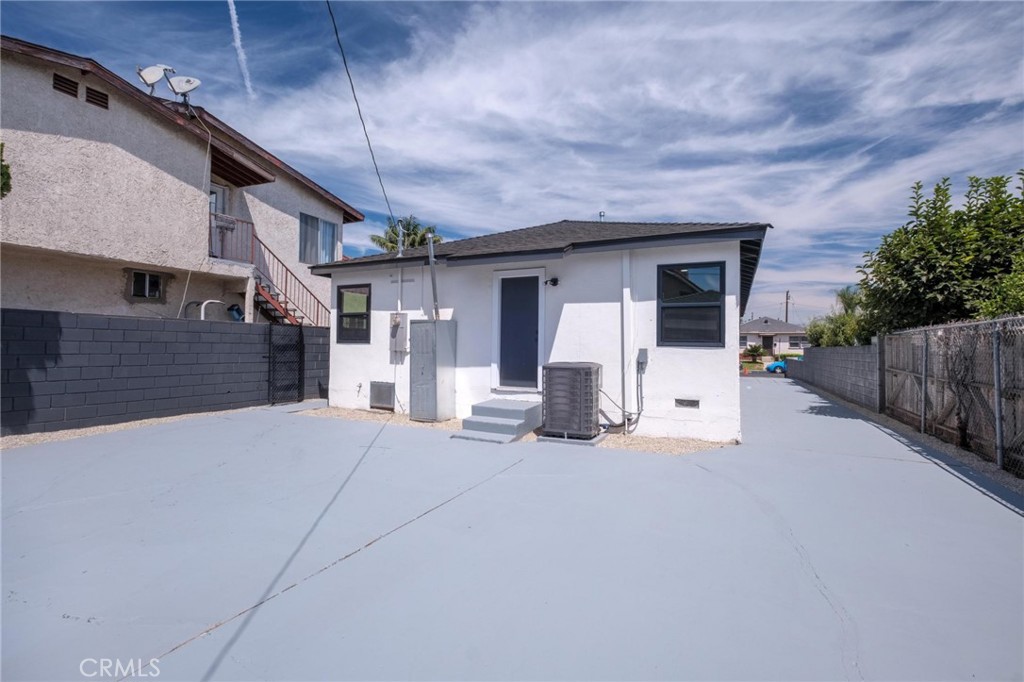 3834 W 116th Street