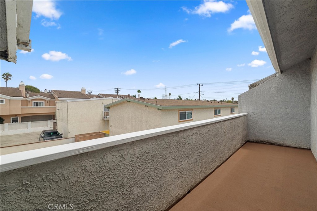 2609 Vanderbilt Lane 4