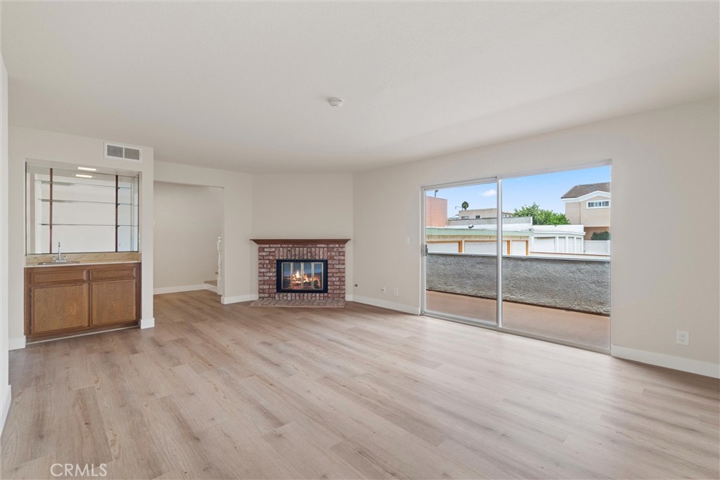 2609 Vanderbilt Lane 4