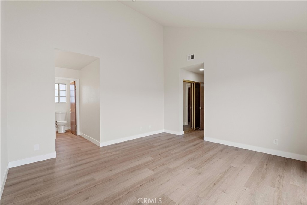 2609 Vanderbilt Lane 4