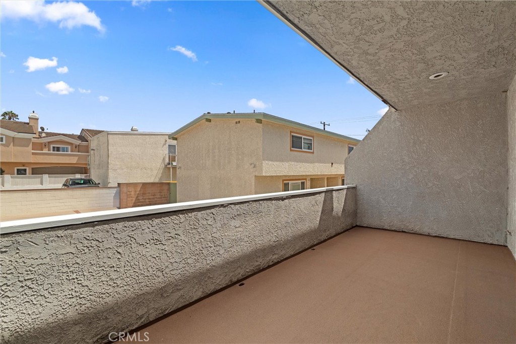 2609 Vanderbilt Lane 4