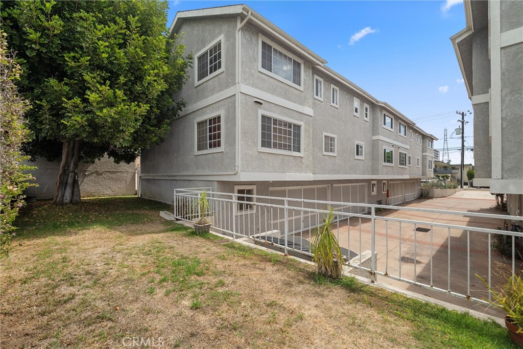 2609 Vanderbilt Lane 4