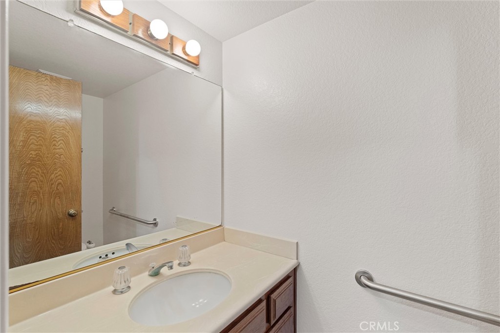 2609 Vanderbilt Lane 4