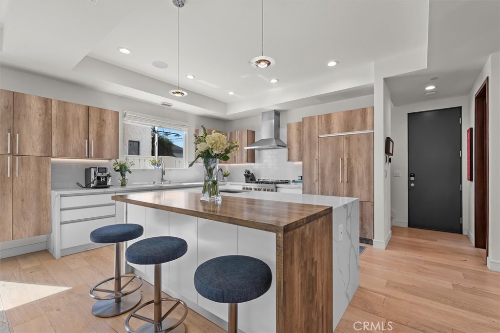 2508 Harriman Lane A