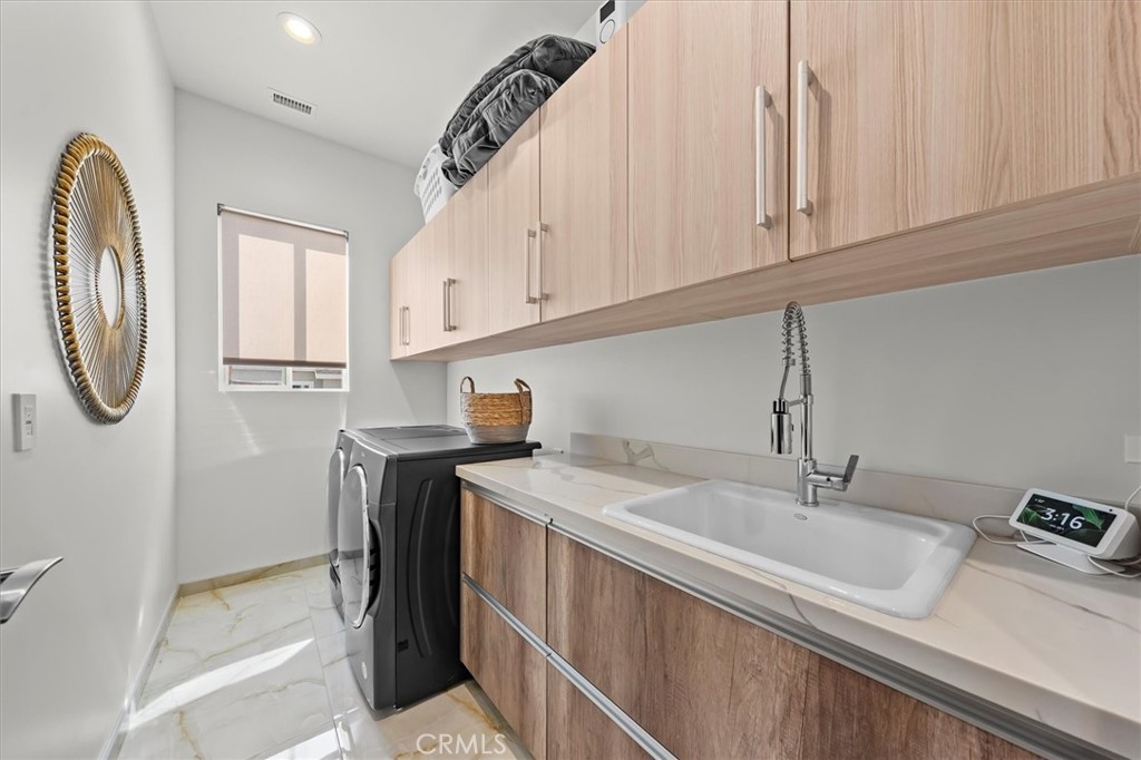 2508 Harriman Lane A