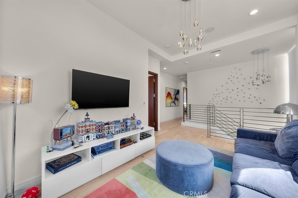 2508 Harriman Lane A