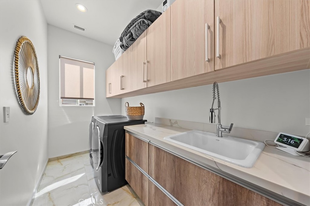 2508 Harriman Lane A