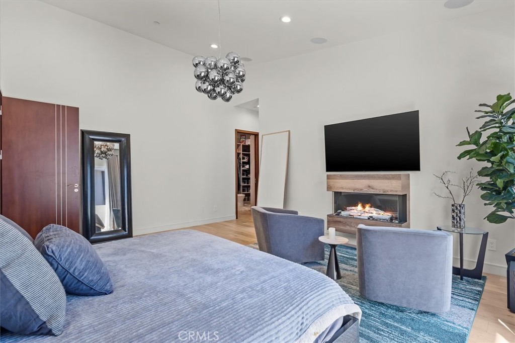 2508 Harriman Lane A