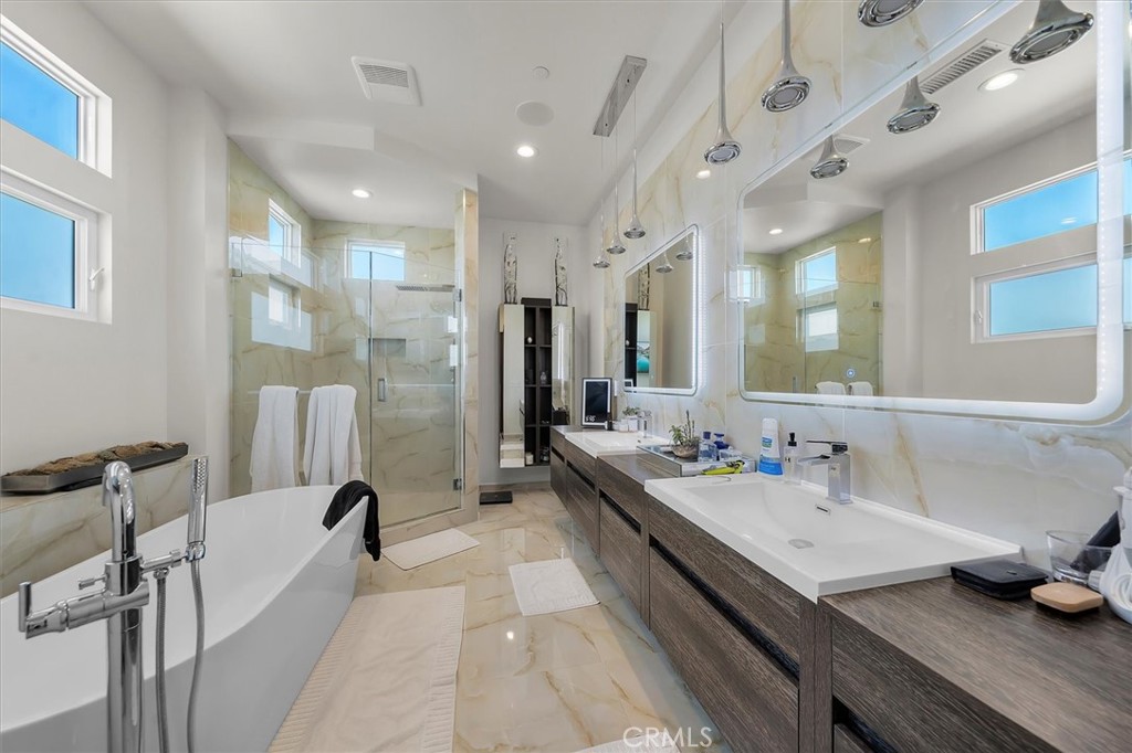 2508 Harriman Lane A