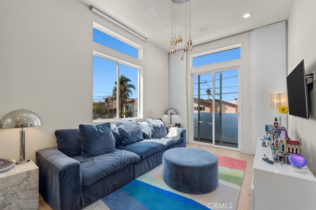 2508 Harriman Lane A