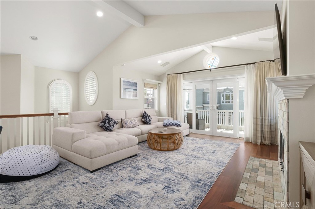 3306 Highland Avenue