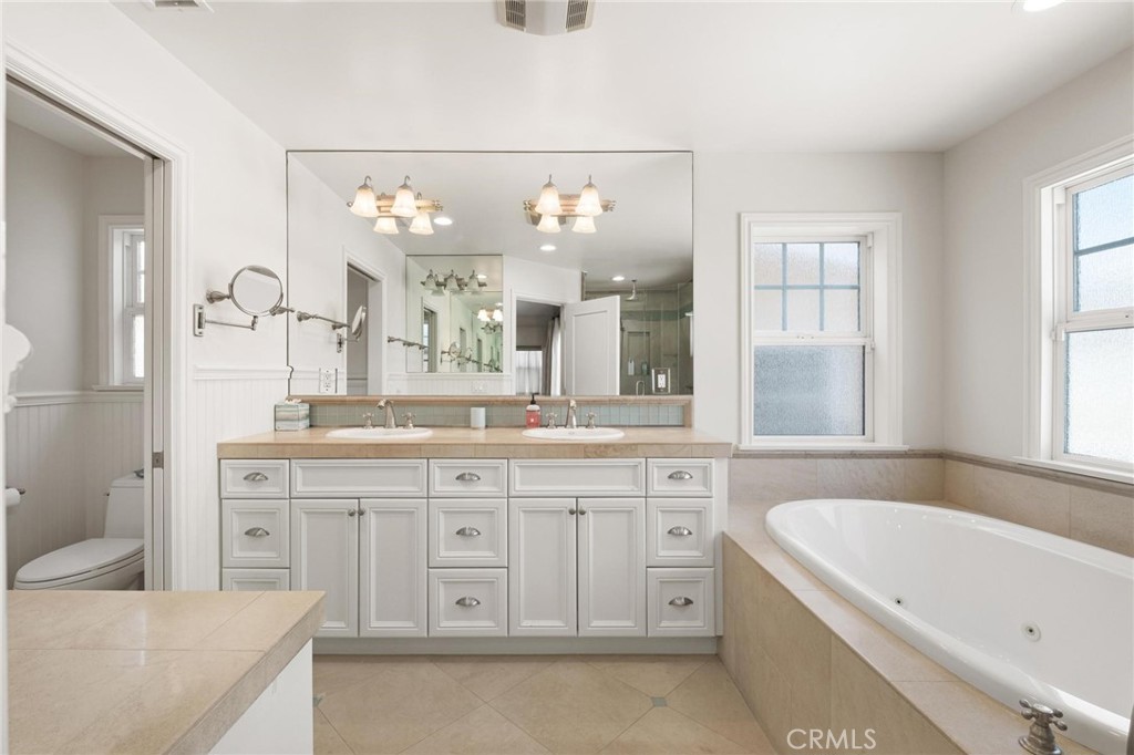 3306 Highland Avenue