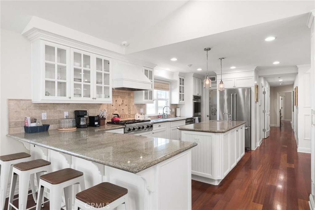 3306 Highland Avenue