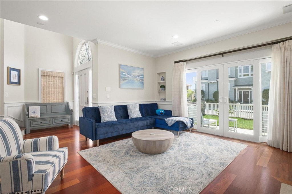 3306 Highland Avenue