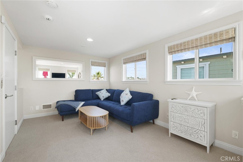 3306 Highland Avenue