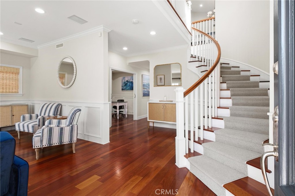 3306 Highland Avenue