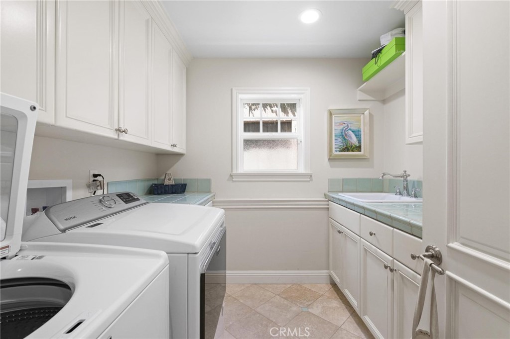 3306 Highland Avenue