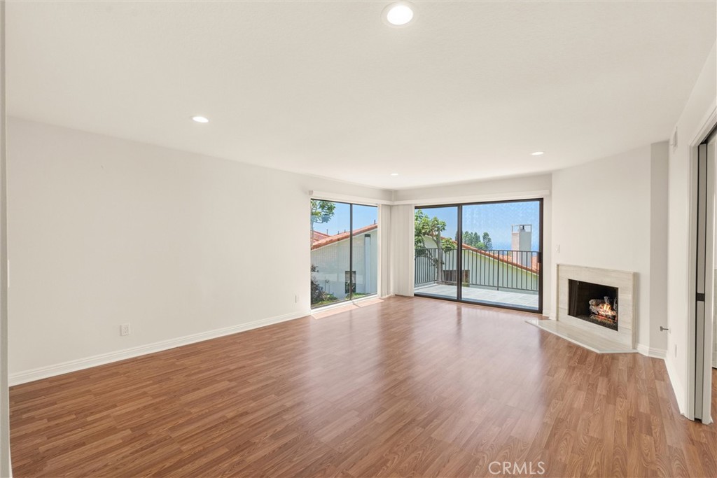25 Ocean Crest Court