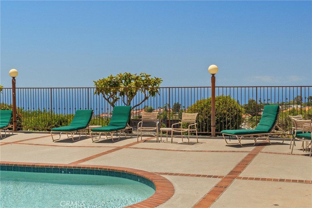 25 Ocean Crest Court