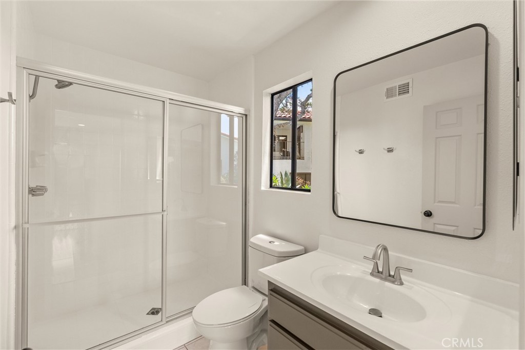 25 Ocean Crest Court