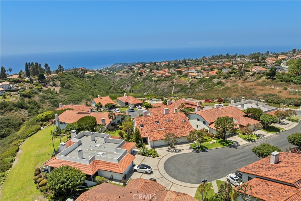 25 Ocean Crest Court