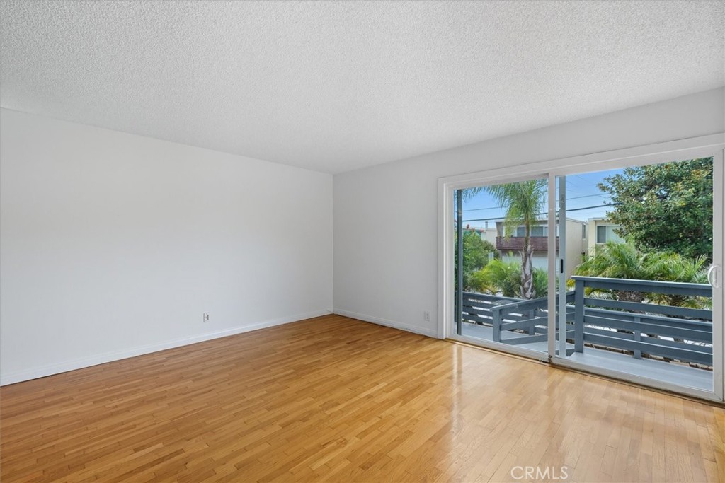 729 Longfellow