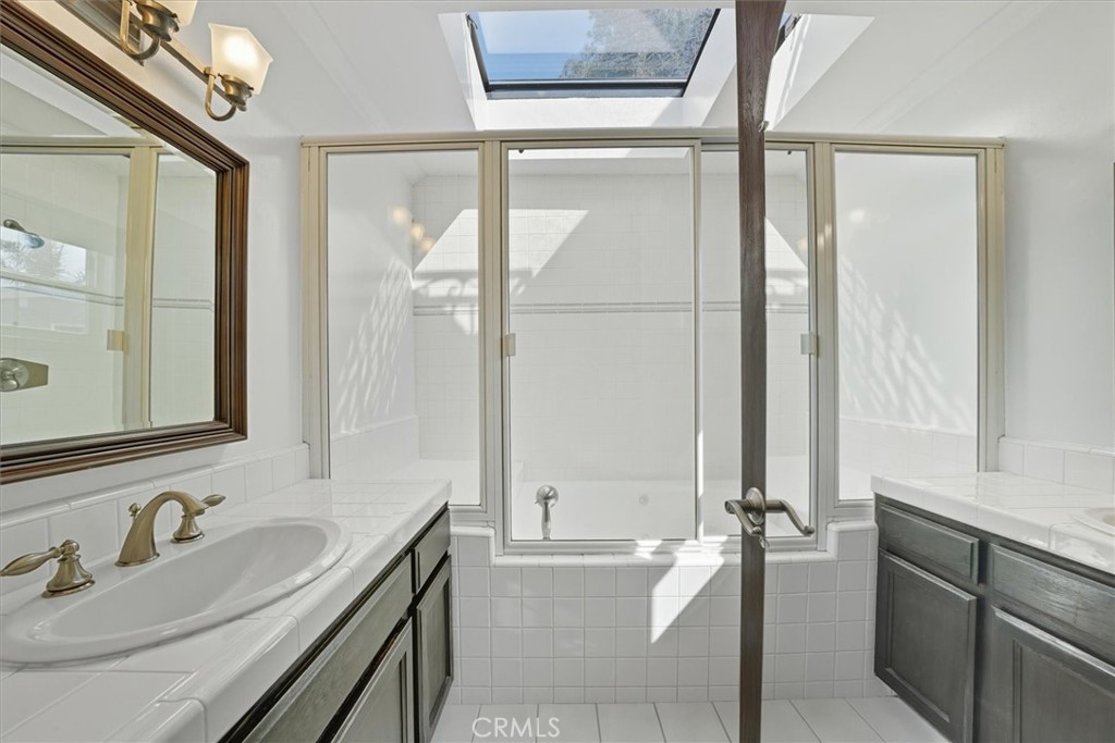 729 Longfellow