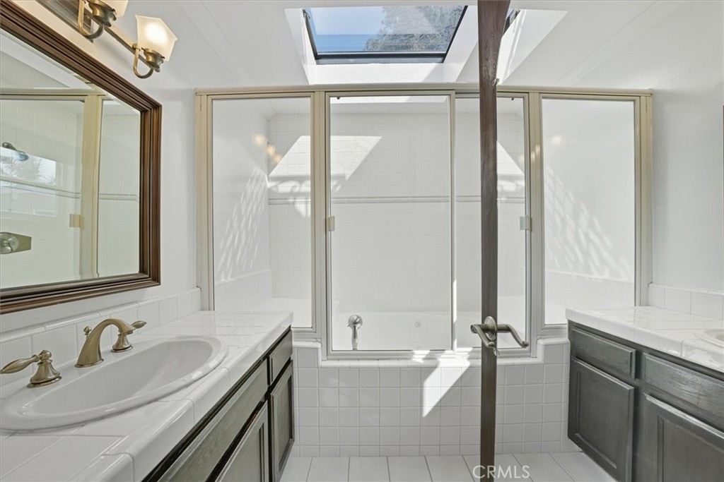 729 Longfellow