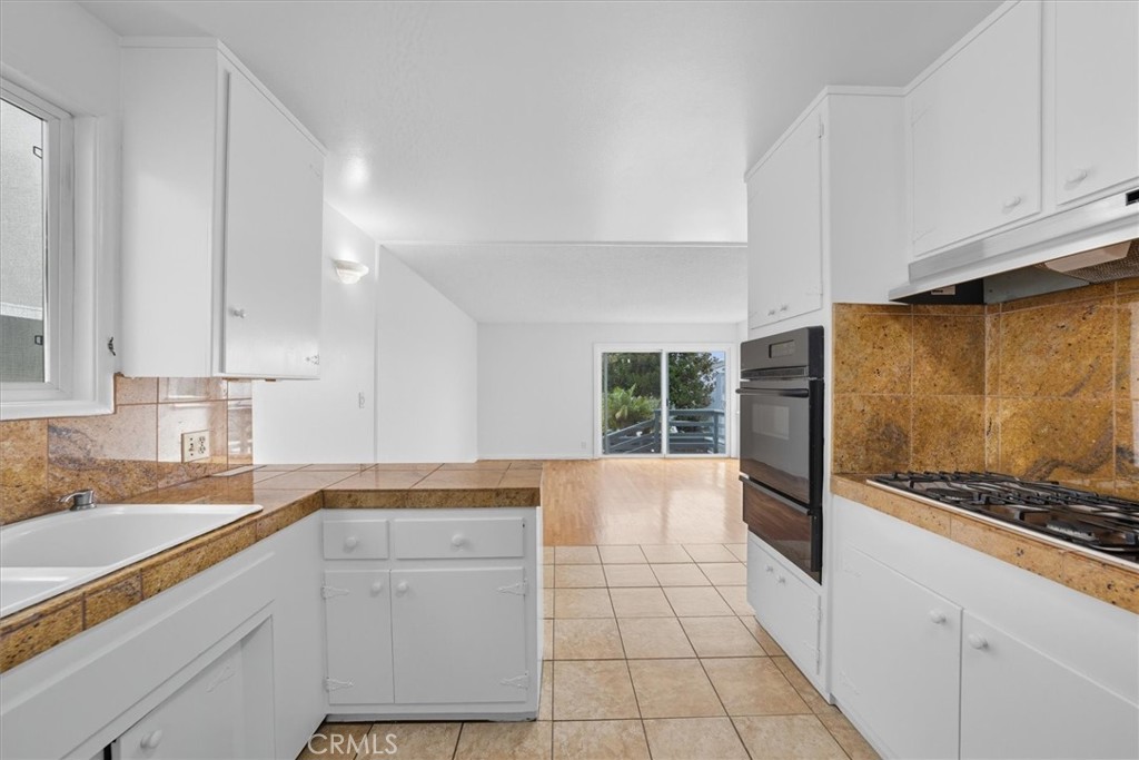 729 Longfellow