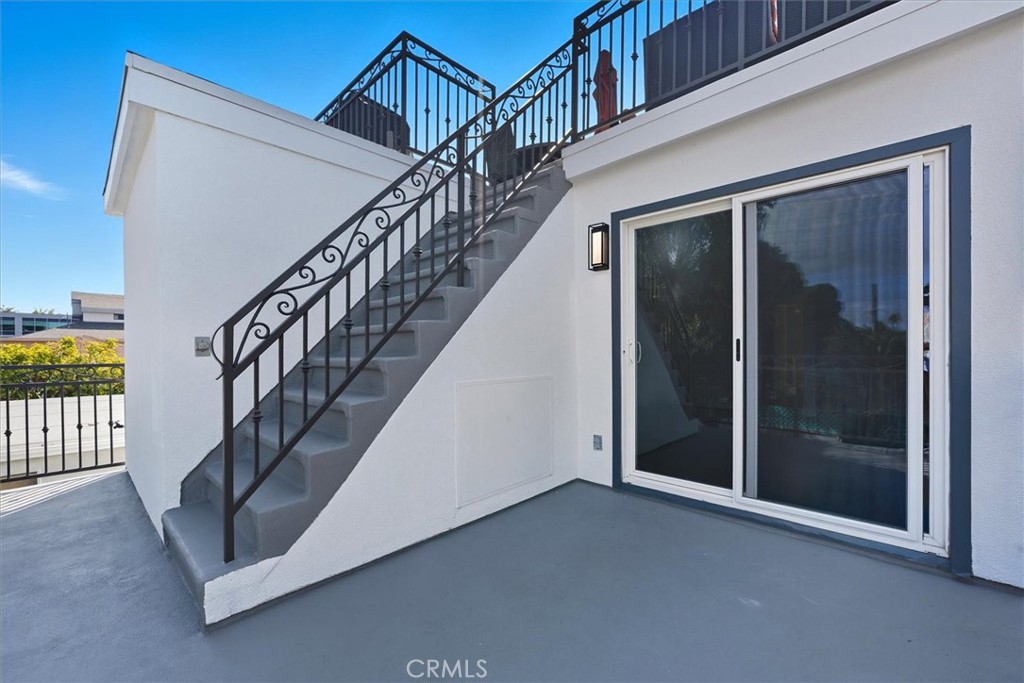 729 Longfellow