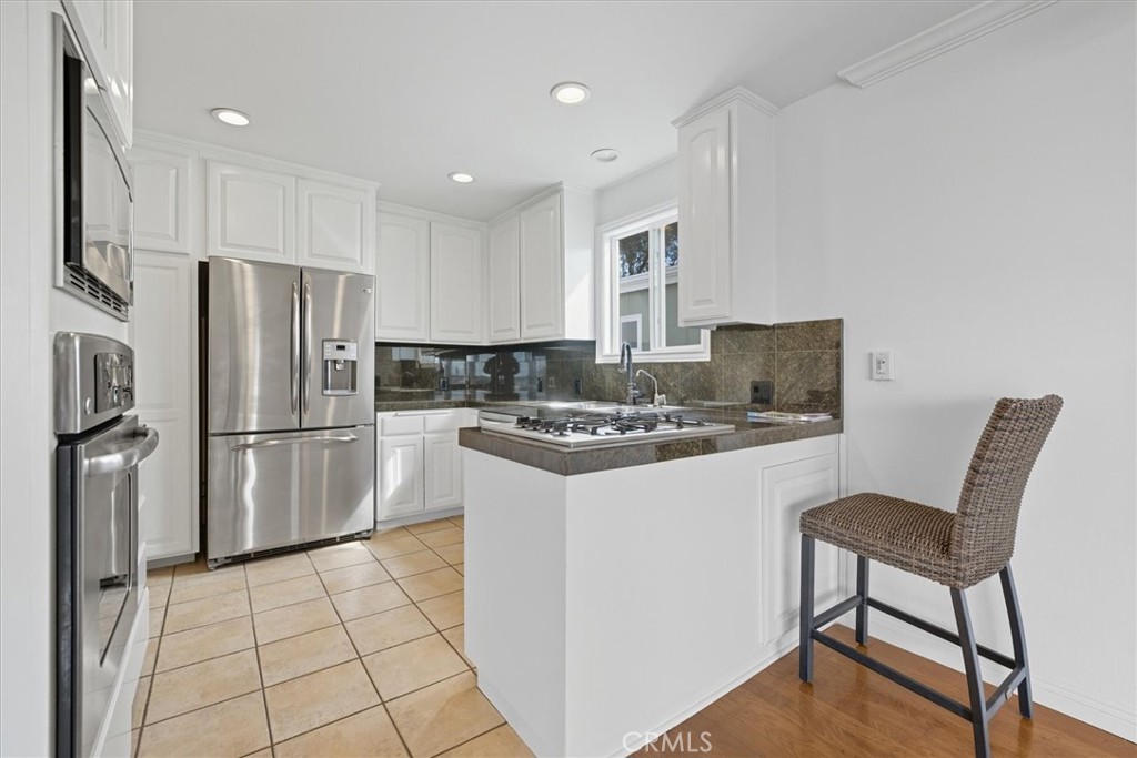 729 Longfellow