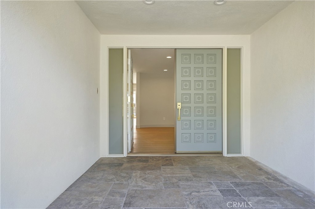 5527 Burning Tree Drive