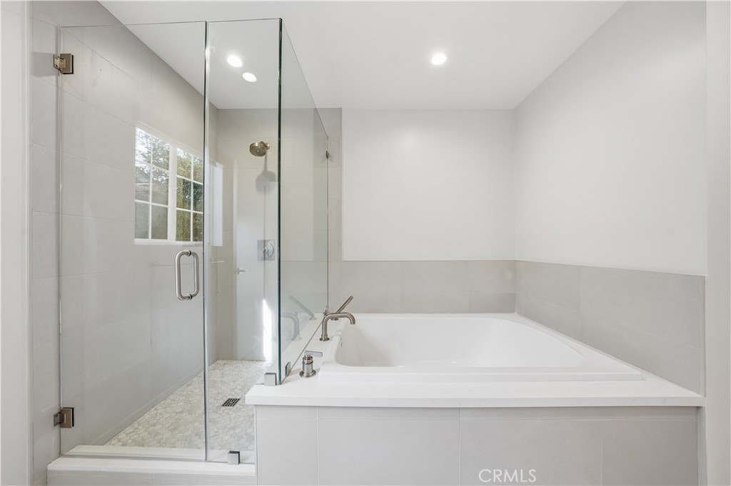 5527 Burning Tree Drive