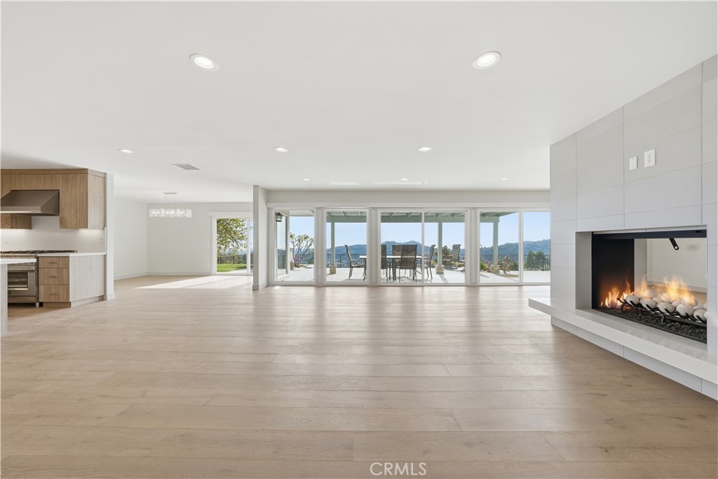 5527 Burning Tree Drive