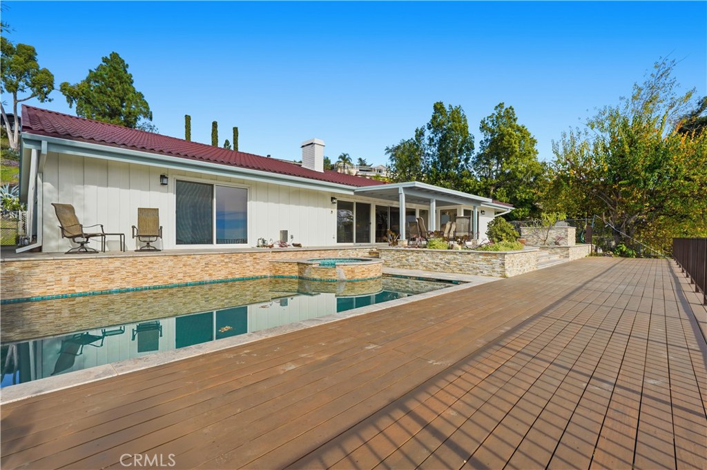 5527 Burning Tree Drive