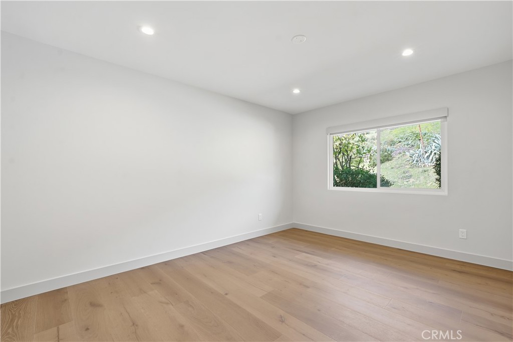 5527 Burning Tree Drive