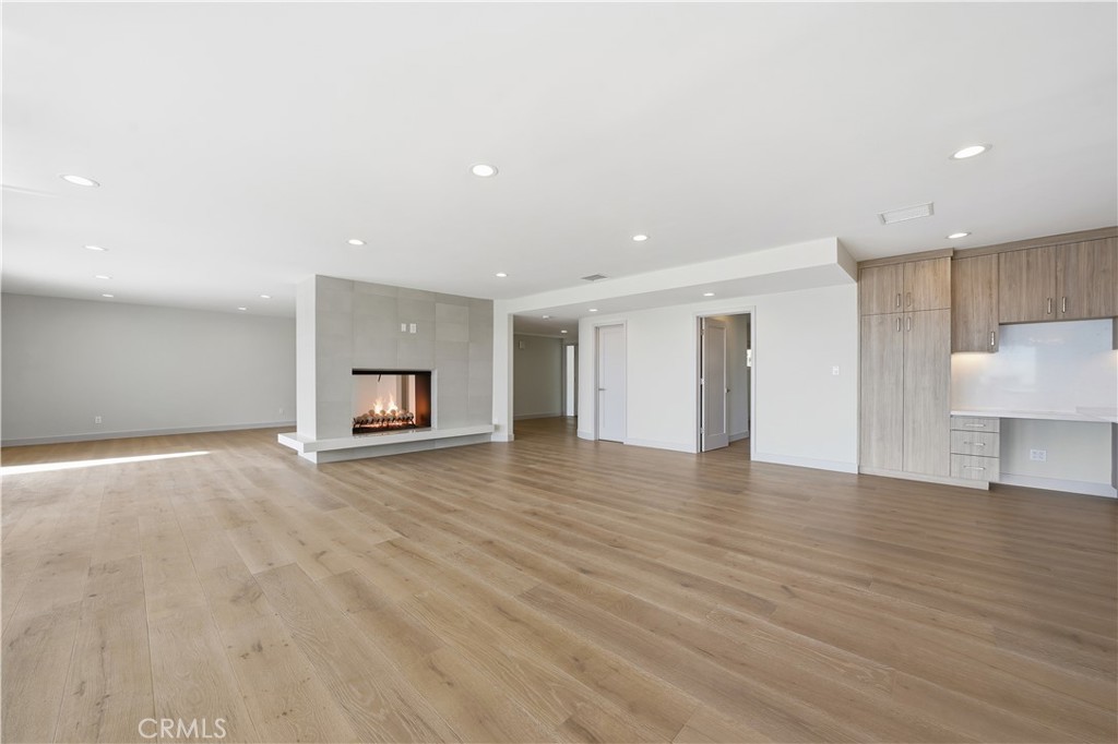 5527 Burning Tree Drive