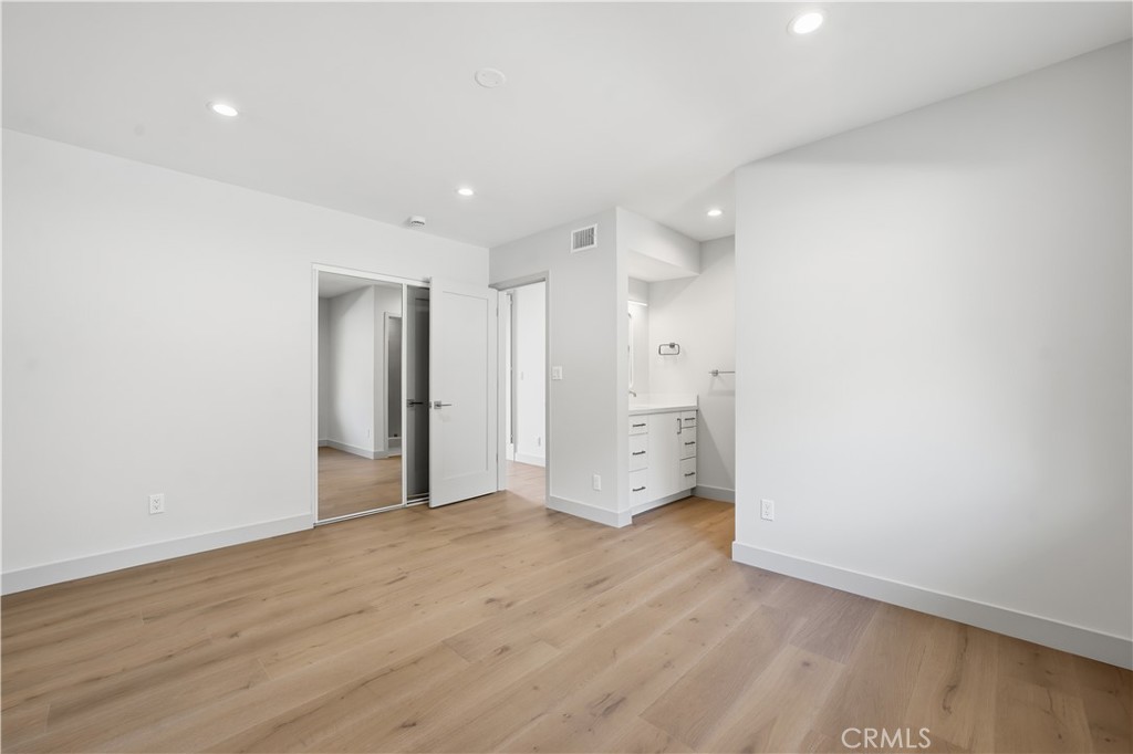 5527 Burning Tree Drive