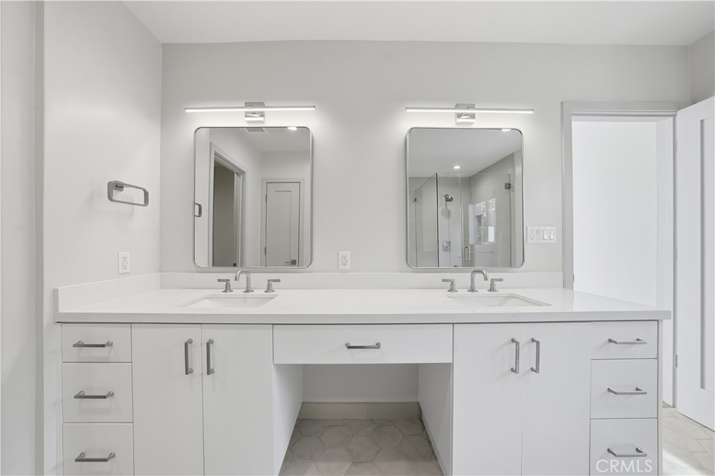 5527 Burning Tree Drive