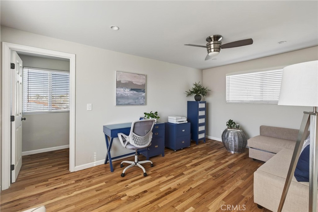 28 10th Ct (9th St walkstreet)