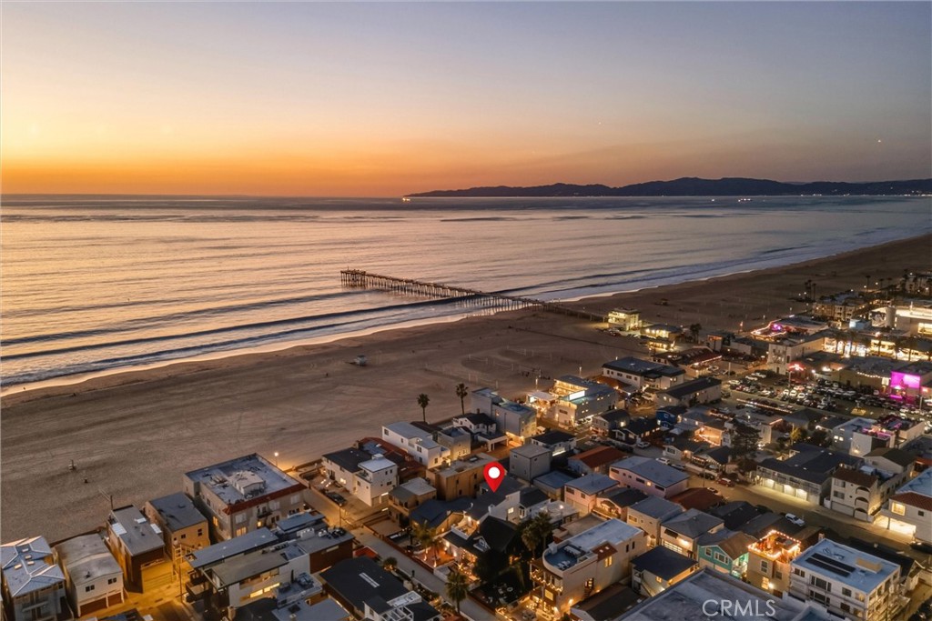 28 10th Ct (9th St walkstreet)