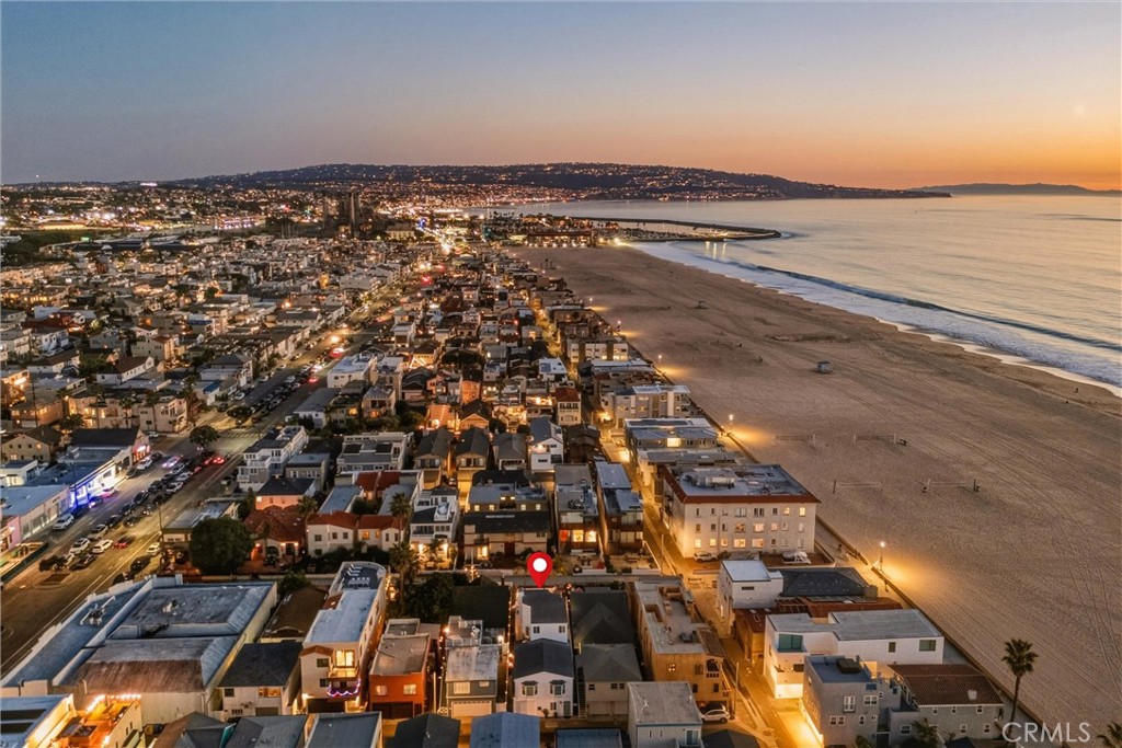 28 10th Ct (9th St walkstreet)