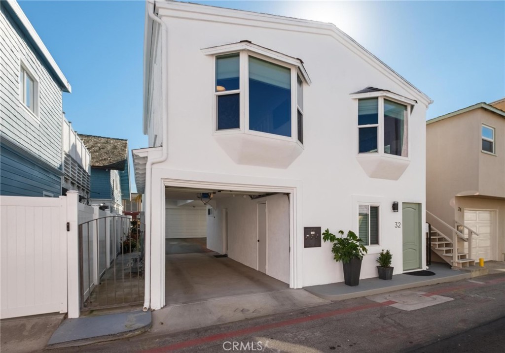 28 10th (9th St walkstreet)